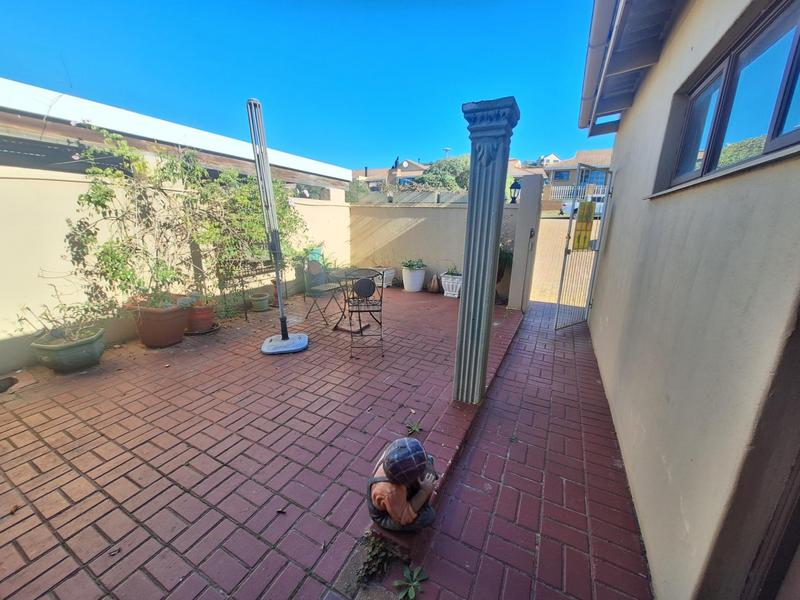 2 Bedroom Property for Sale in Hartenbos Western Cape